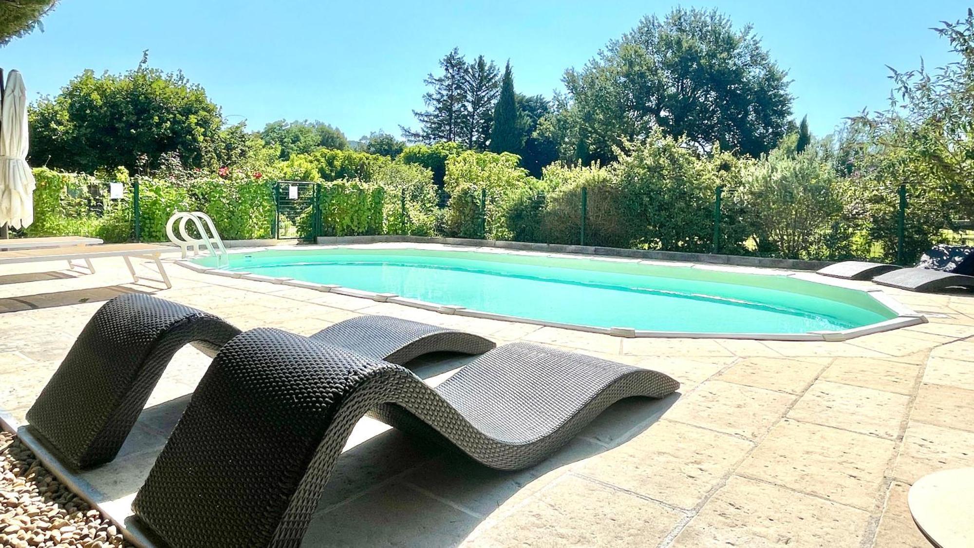 LUBERON EN PROVENCE GITE 3 CHAMBRES avec PISCINE PRIVEE Cheval-Blanc Extérieur photo